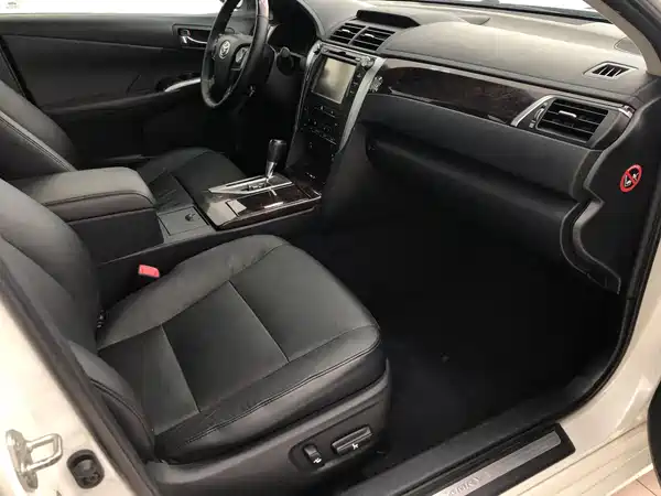 Toyota Camry 2015