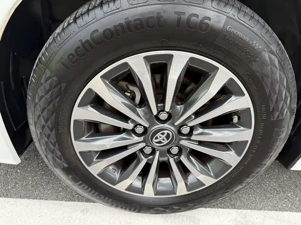 Toyota Corolla 2019 — фото 19