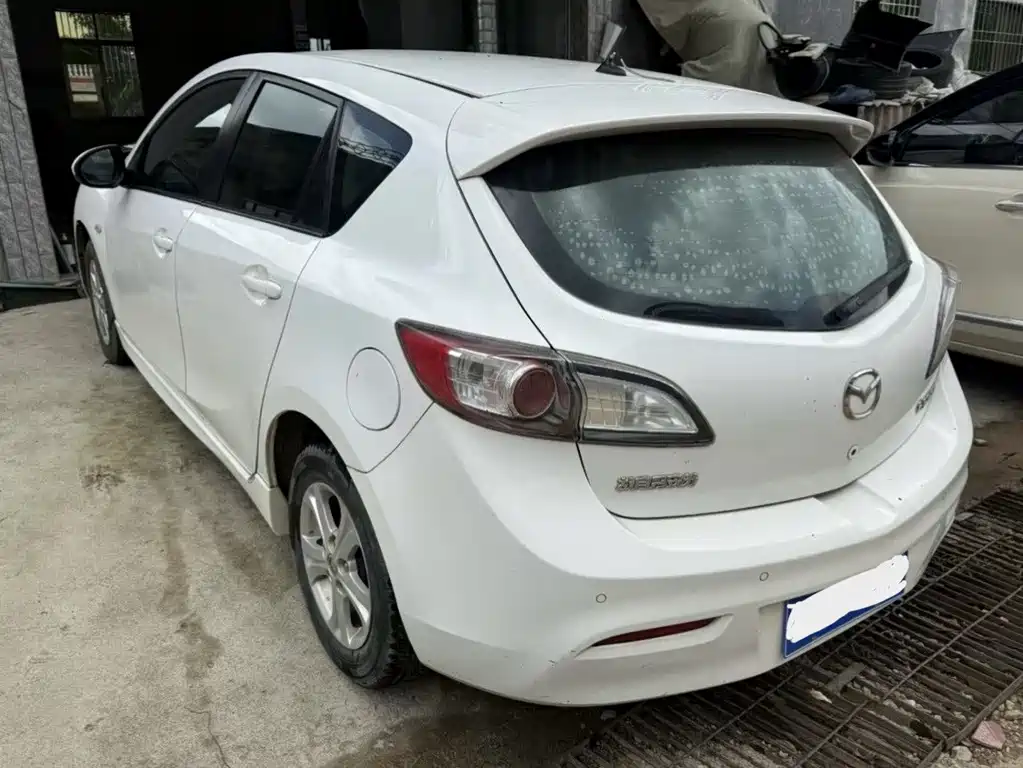 Mazda 3 Xingcheng 2013 — фото 6