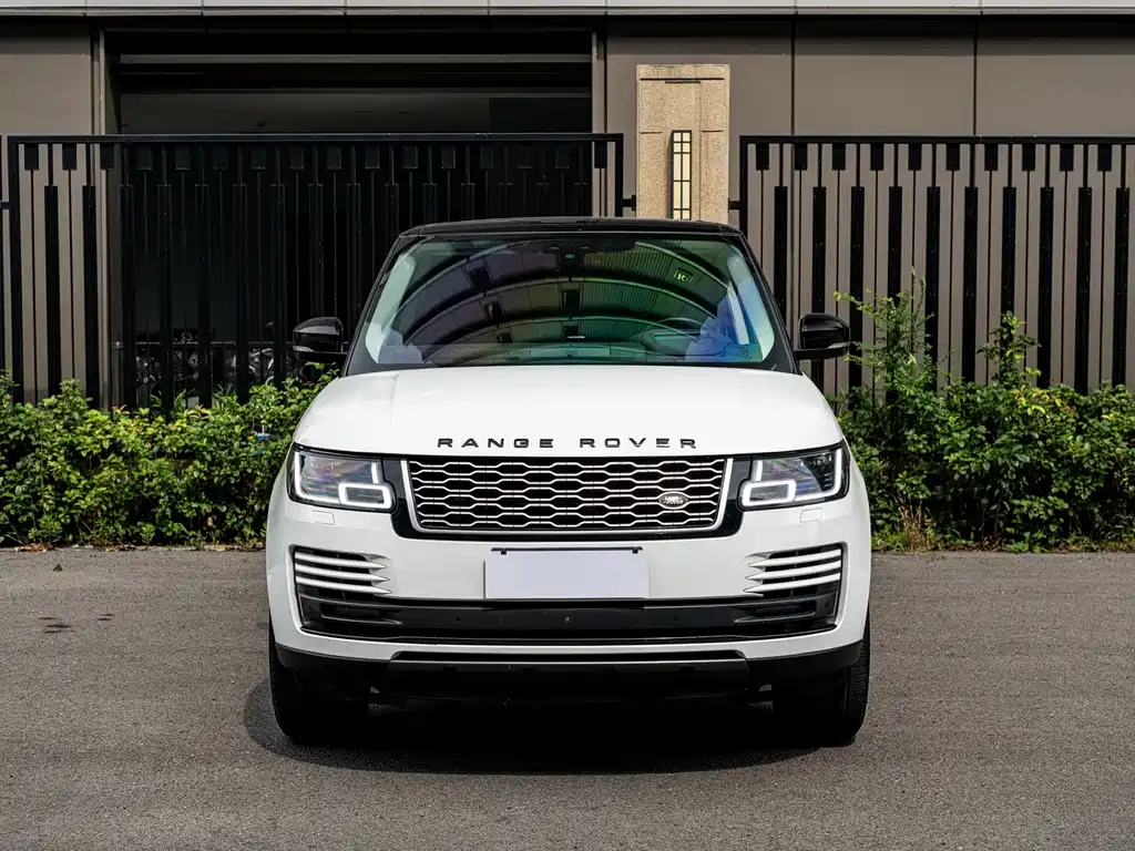 Land Rover Range Rover 2020 — фото 2