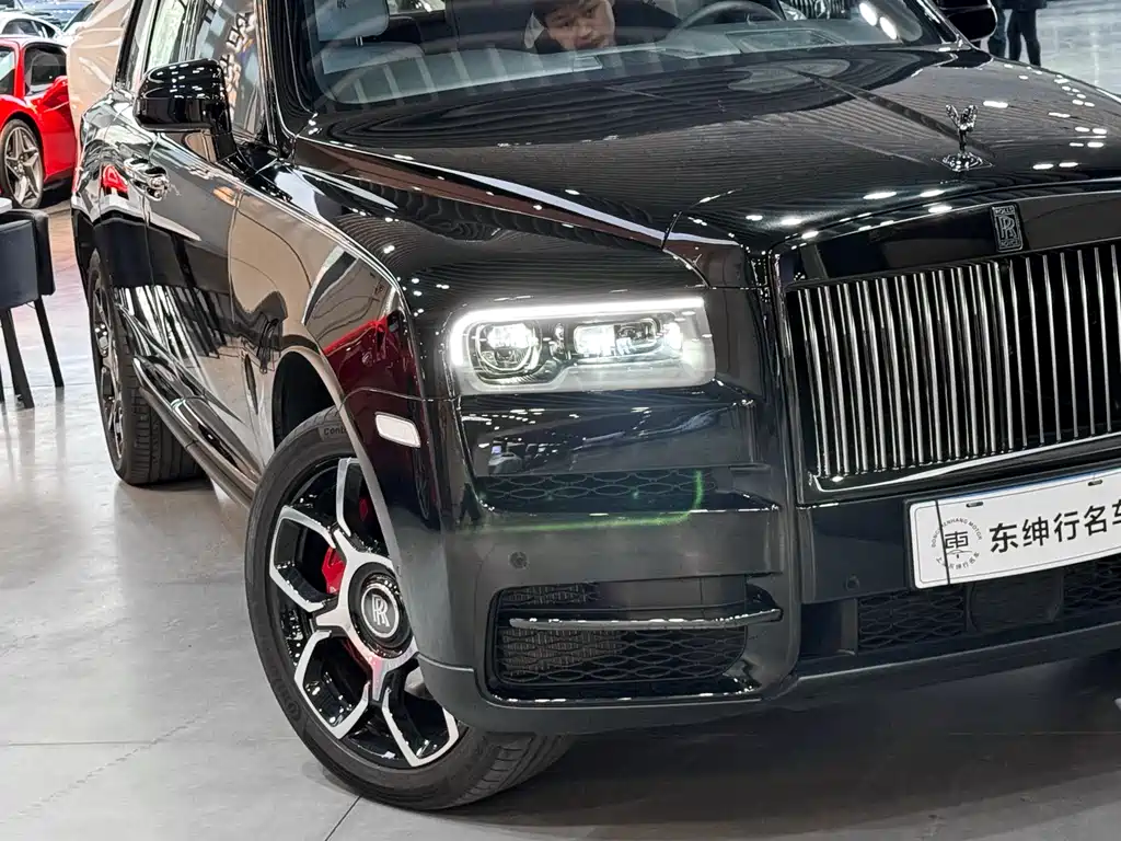 Rolls-Royce Cullinan 2023 — фото 4
