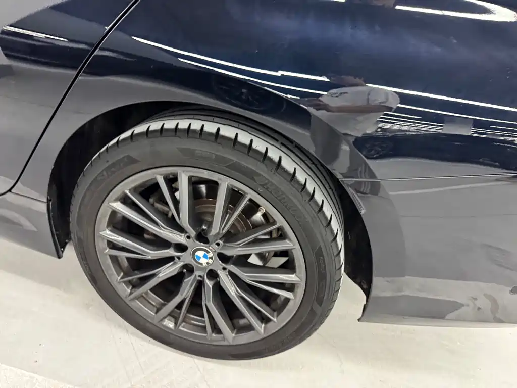BMW 3 Series 2023 — фото 13