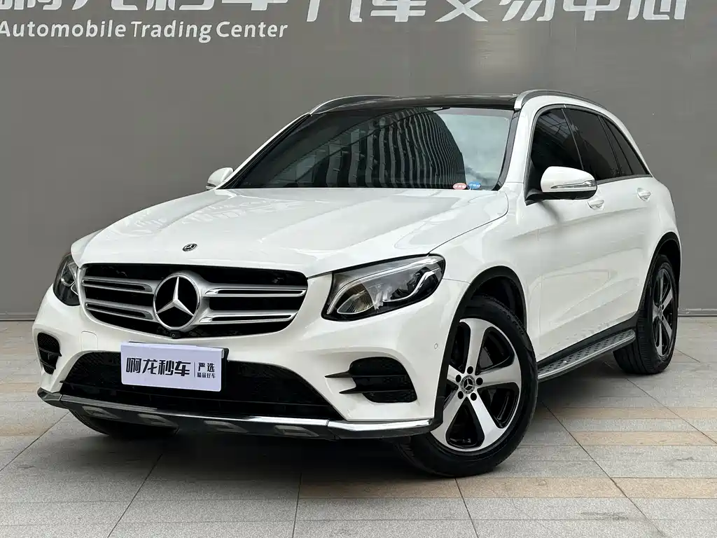 Mercedes-Benz GLC 2018 — фото 19