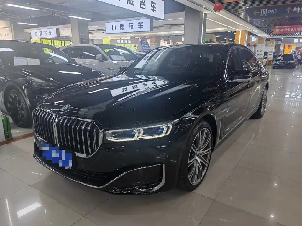 BMW 7 Series 2022 — фото 1