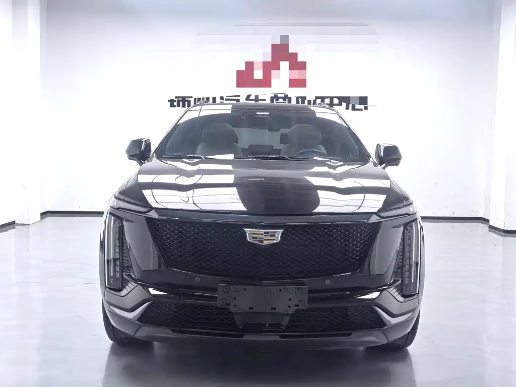 Cadillac XT5 2024 — фото 2