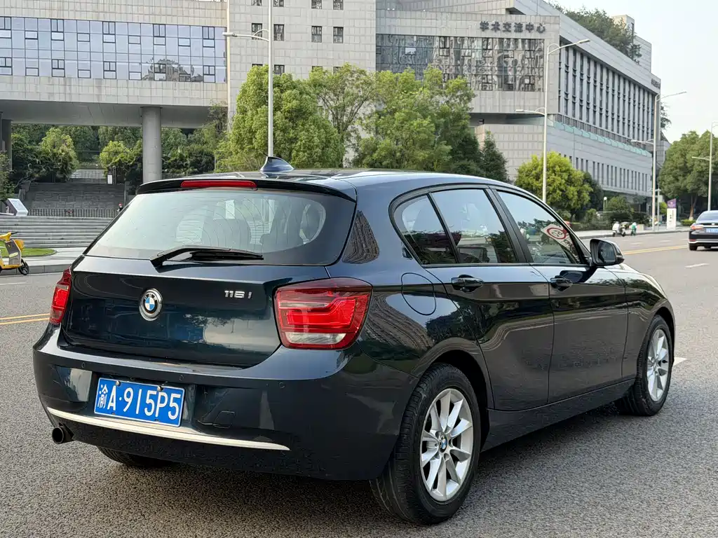 BMW 1 Series 2014 — фото 9