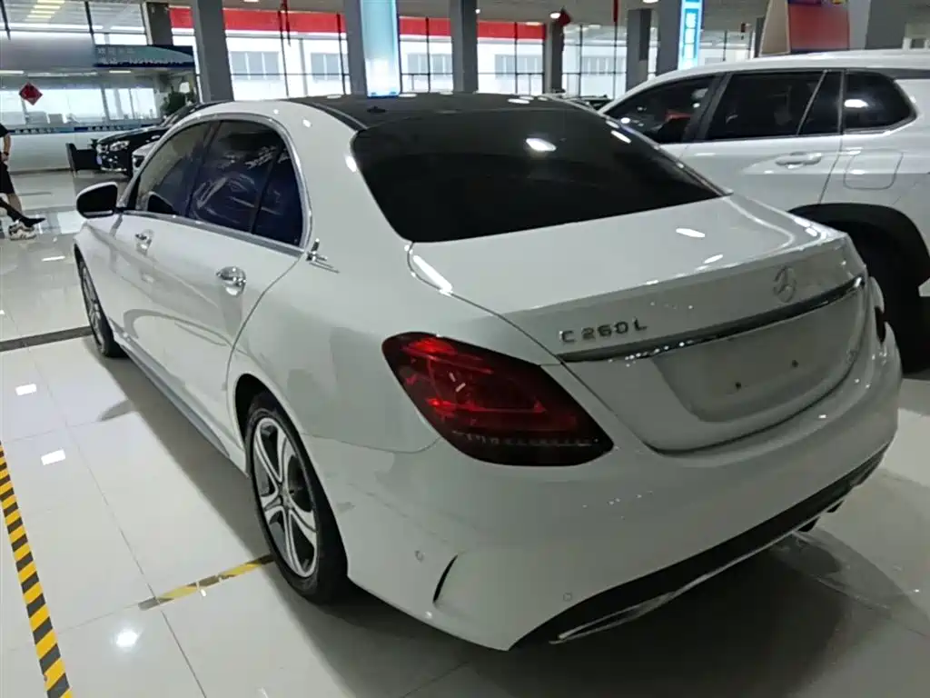 Mercedes-Benz C-Class 2020 — фото 5