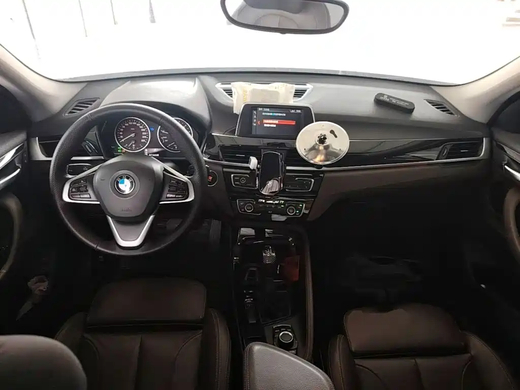 BMW X1 2018 — фото 10