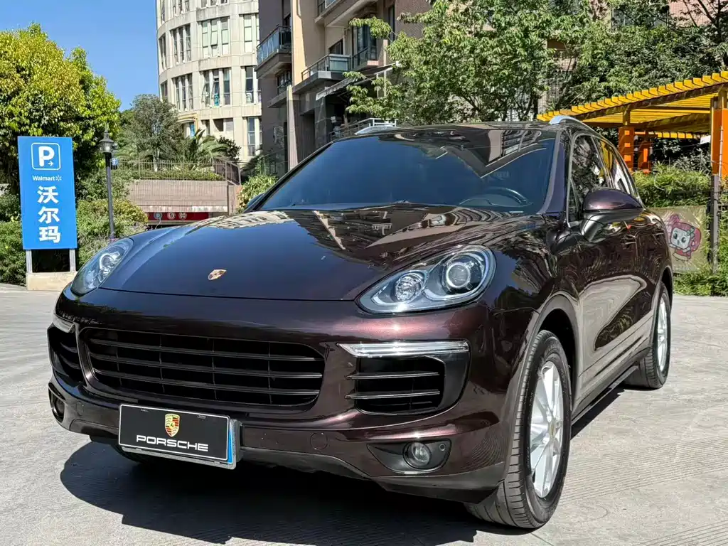 Porsche Cayenne 2017 — фото 17