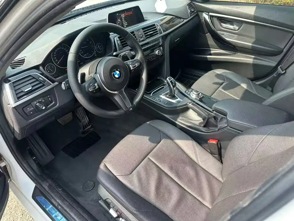 BMW 3 Series 2017