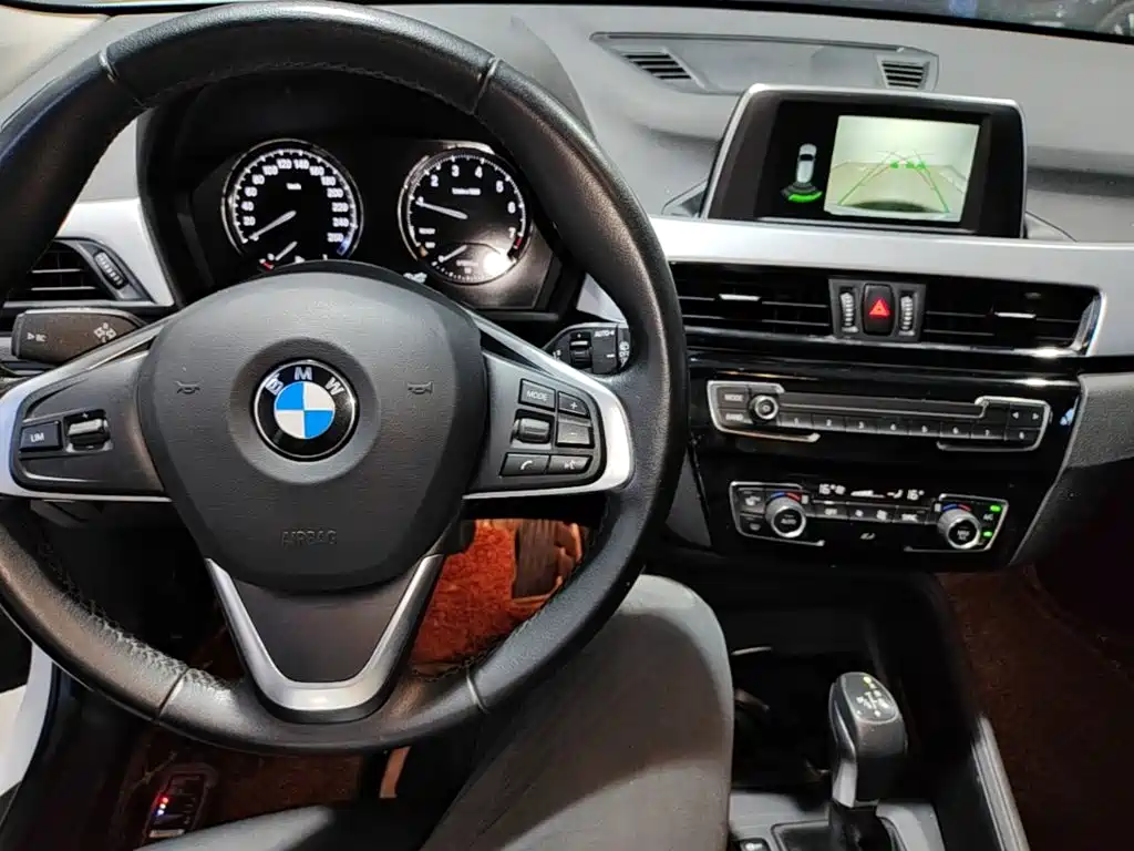 BMW X1 2019 — фото 10