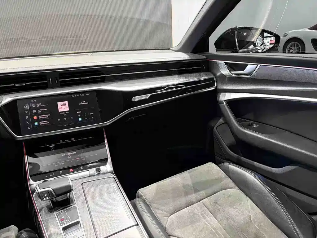 Audi A6L 2024 — фото 18