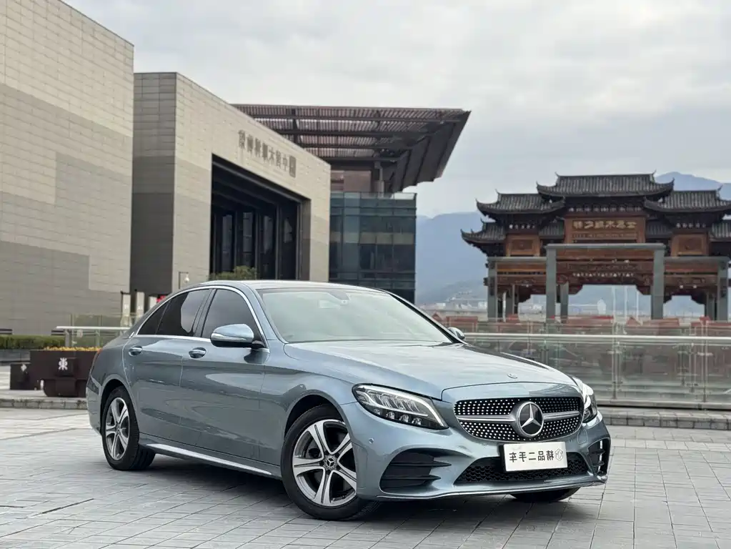 Mercedes-Benz C-Class 2020 — фото 3