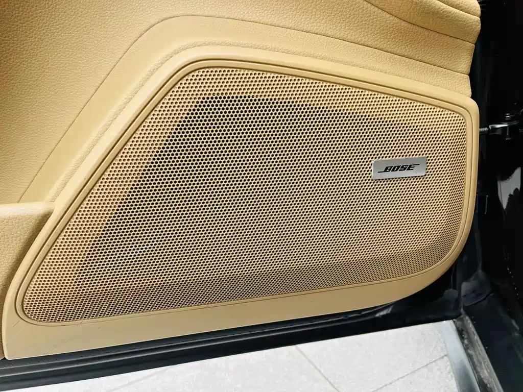 Porsche Panamera 2018 — фото 9