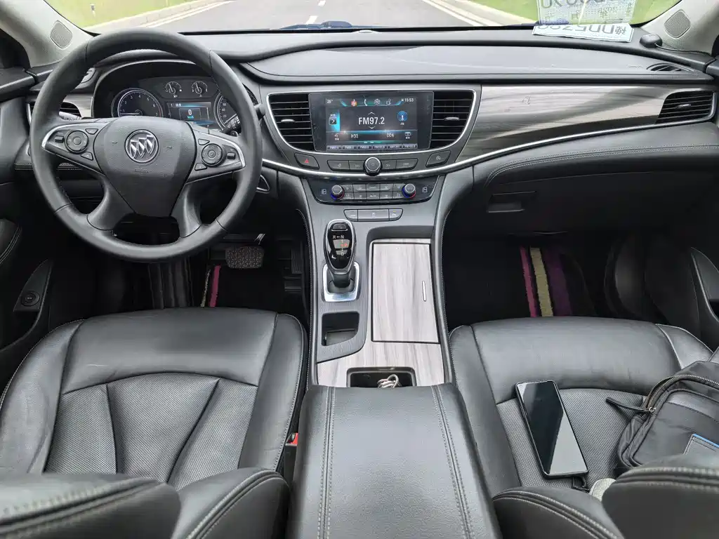 Buick LaCrosse 2018 — фото 16
