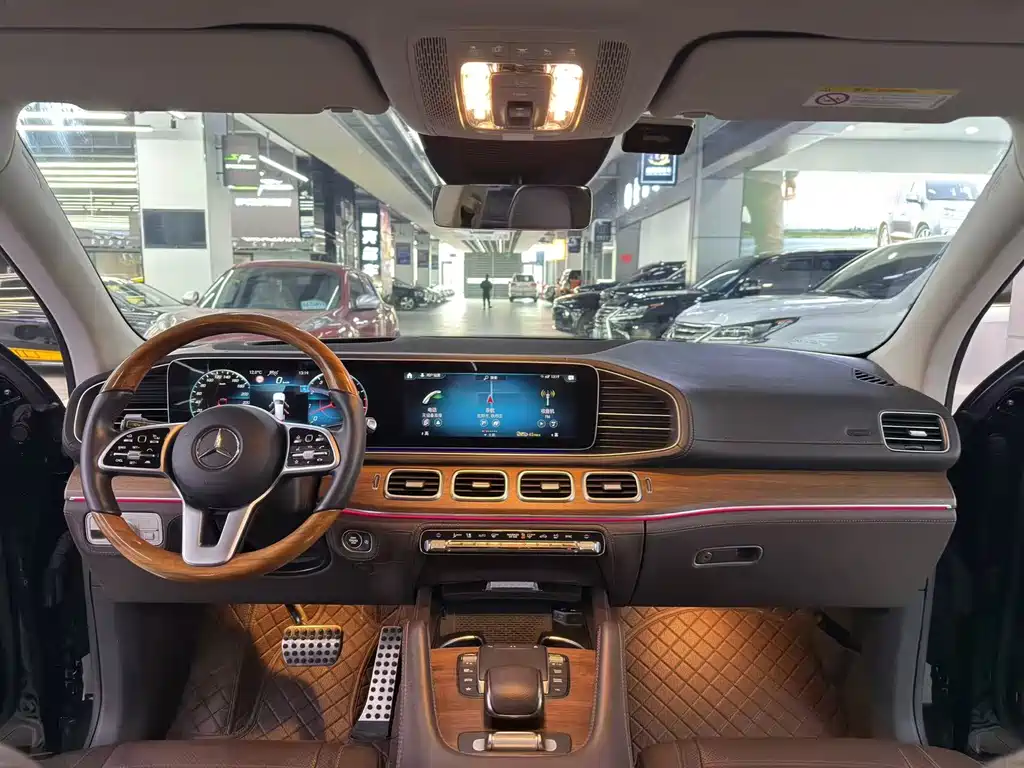 Mercedes-Benz GLS 2021 — фото 4