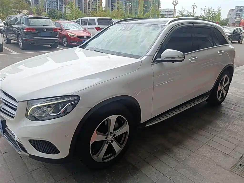 Mercedes-Benz GLC 2016 — фото 1