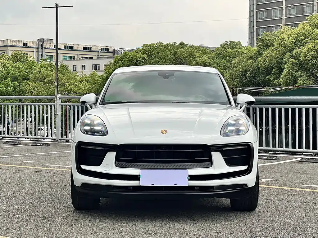 Porsche Macan 2023 — фото 2