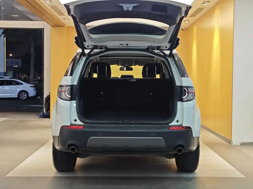Land Rover Discovery Sport 2019 — фото 27