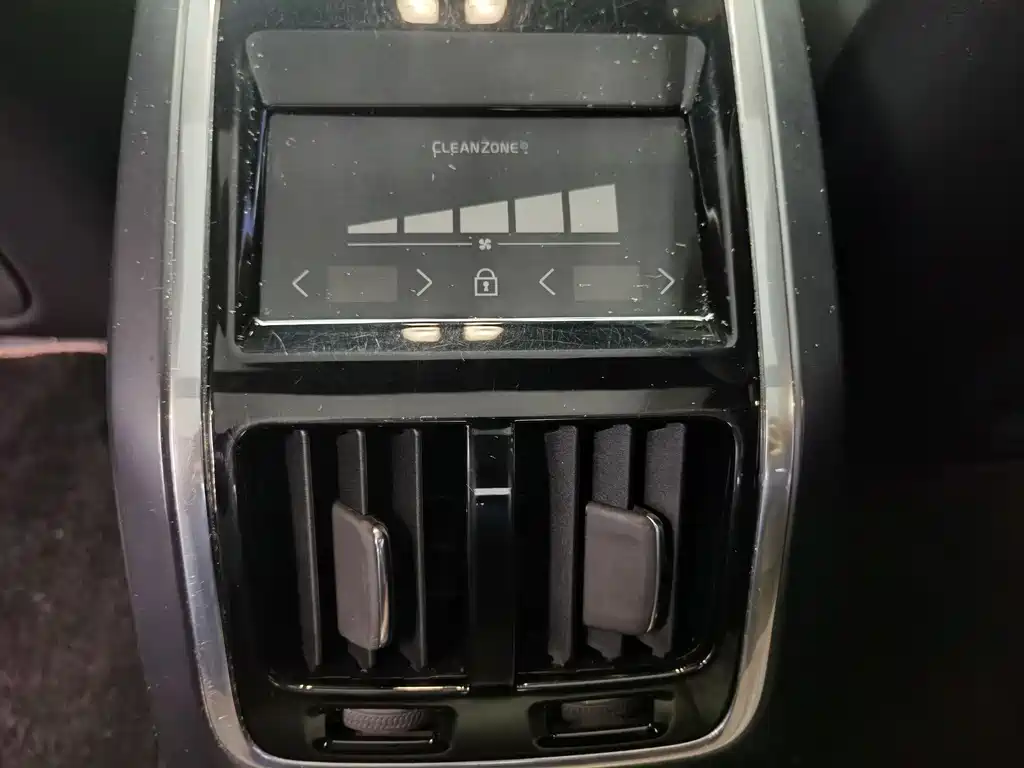 Volvo S90 2023 — фото 11