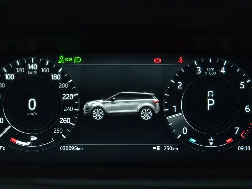 Land Rover Evoque 2023 — фото 12