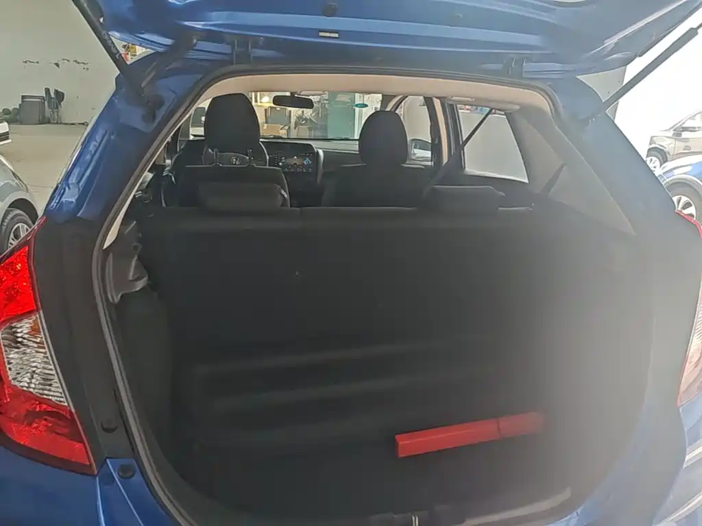 Honda Fit 2018 — фото 19