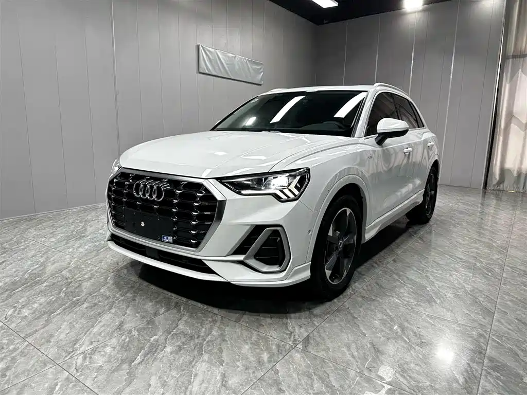 Audi Q3 2022
