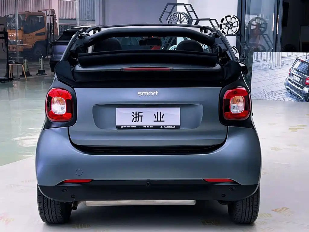 smart Fortwo 2017 — фото 13