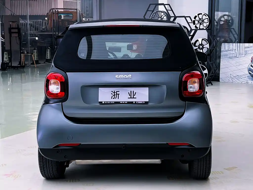 smart Fortwo 2017 — фото 5
