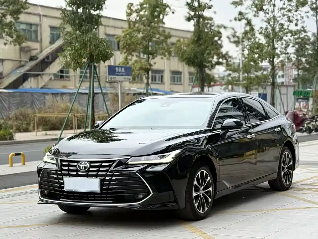 Toyota Avalon 2023 — фото 2