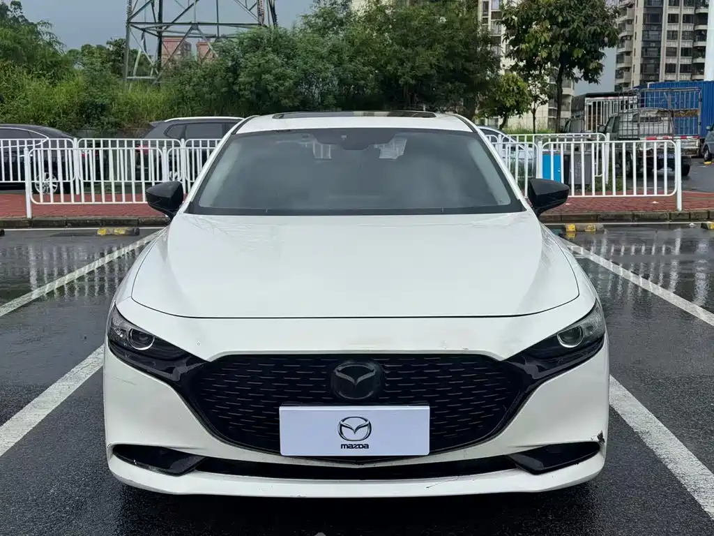 Mazda 3 Axela 2019 — фото 2