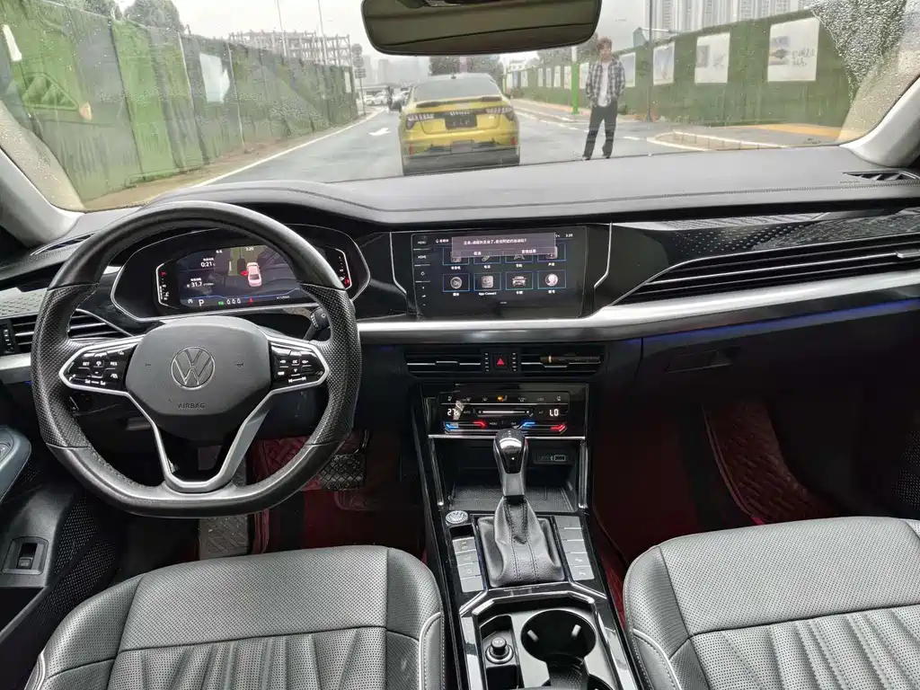 Volkswagen Passat 2022