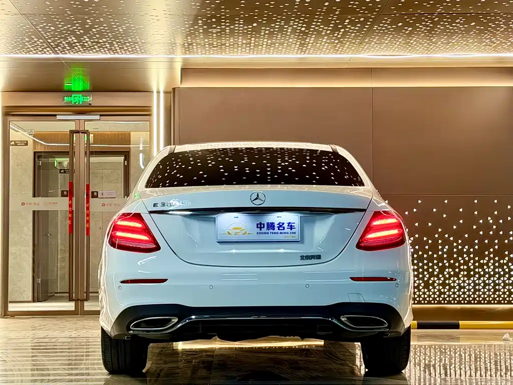 Mercedes-Benz E-Class 2018 — фото 33