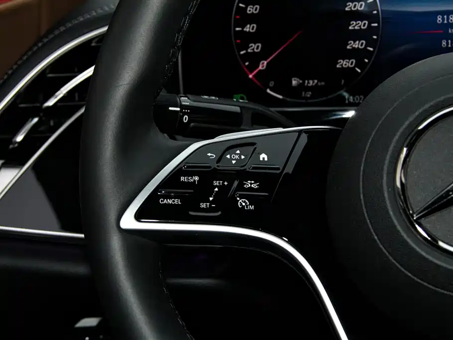 Mercedes-Benz E-Class 2025 — фото 26