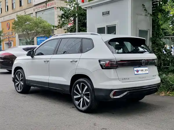 Volkswagen Tharu 2025