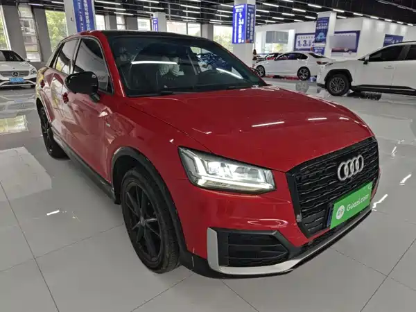 Audi Q2L 2021