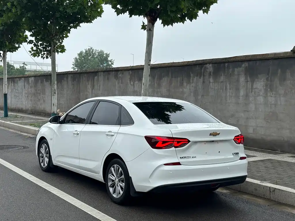 Chevrolet Cruze 2021