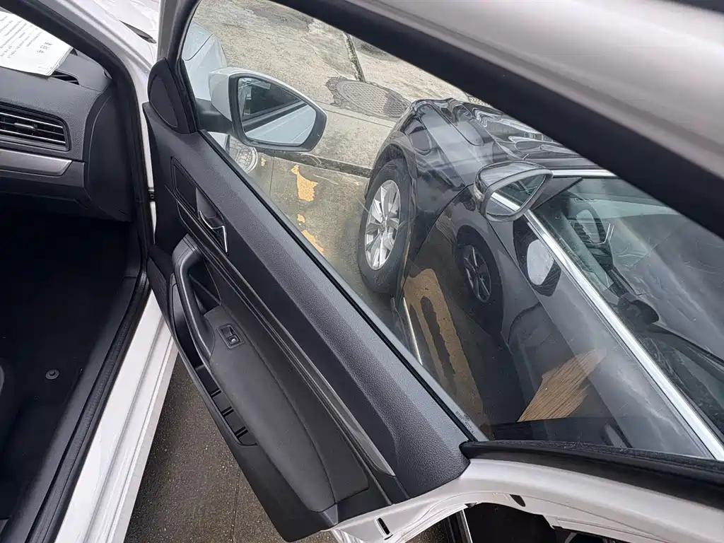 Volkswagen Lavida 2023