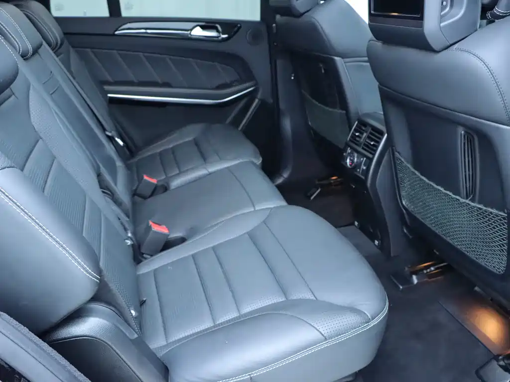 Mercedes-Benz GLS AMG 2018 — фото 11