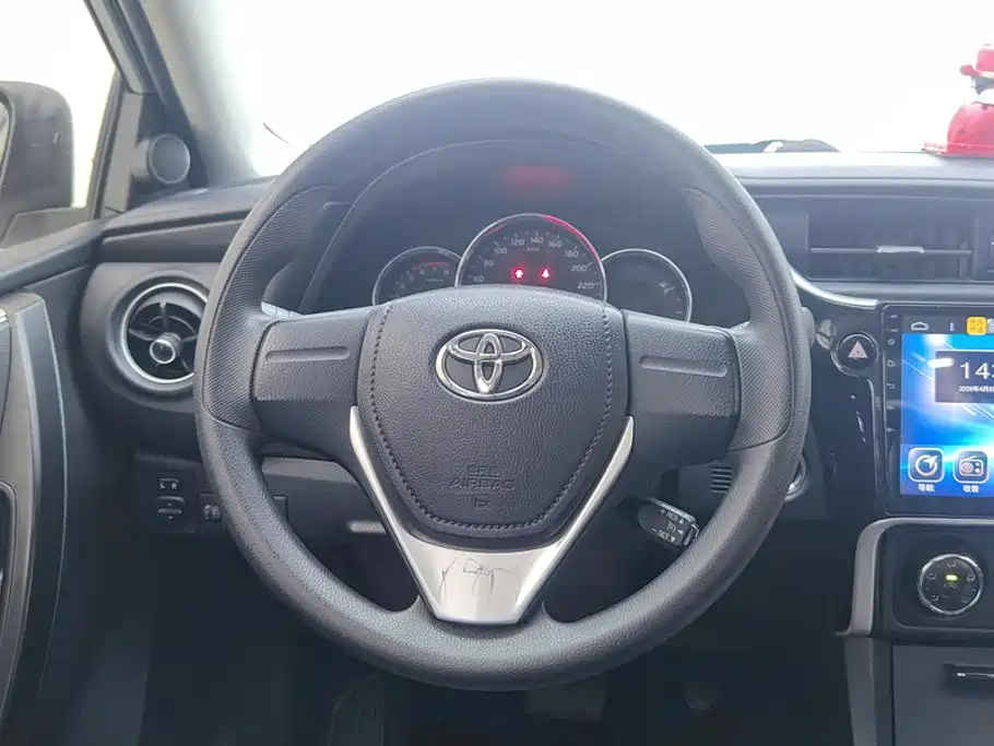 Toyota Corolla 2019 — фото 15