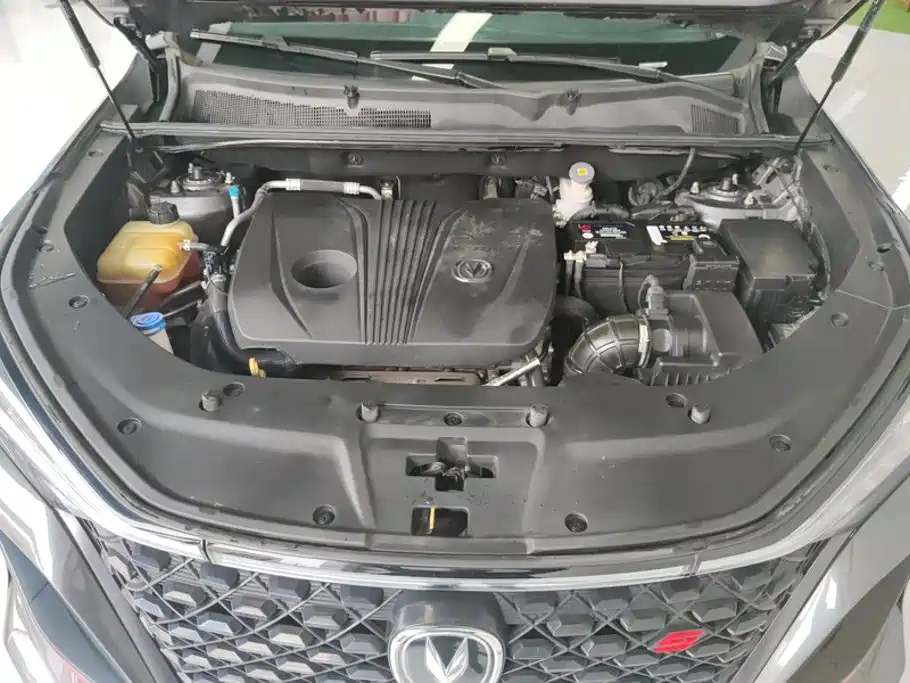 Changan CS75PLUS 2020 — фото 10