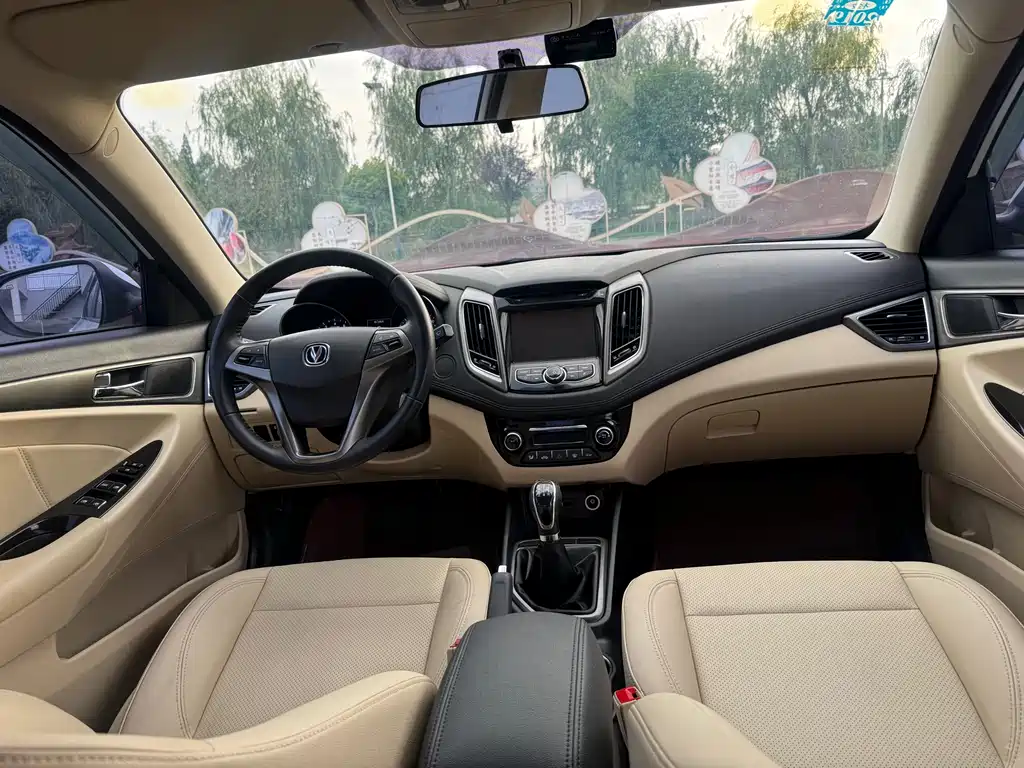 Changan Eado 2017 — фото 15