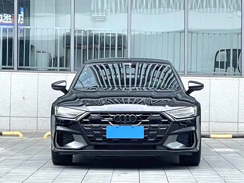Audi A7L 2025
