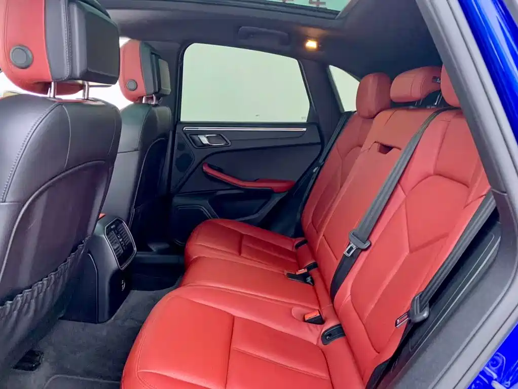 Porsche Macan 2020 — фото 15