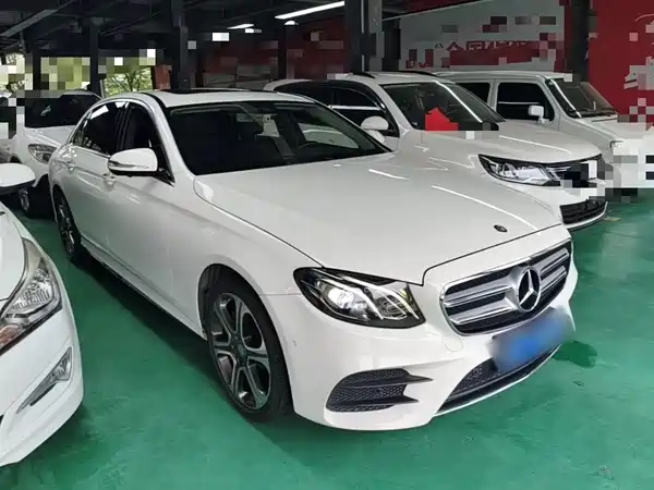 Mercedes-Benz E-Class 2016