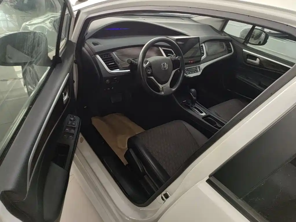 Honda Jade 2020 — фото 16