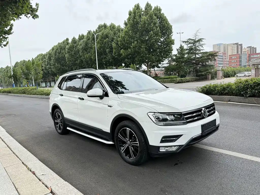 Volkswagen Tiguan L 2020