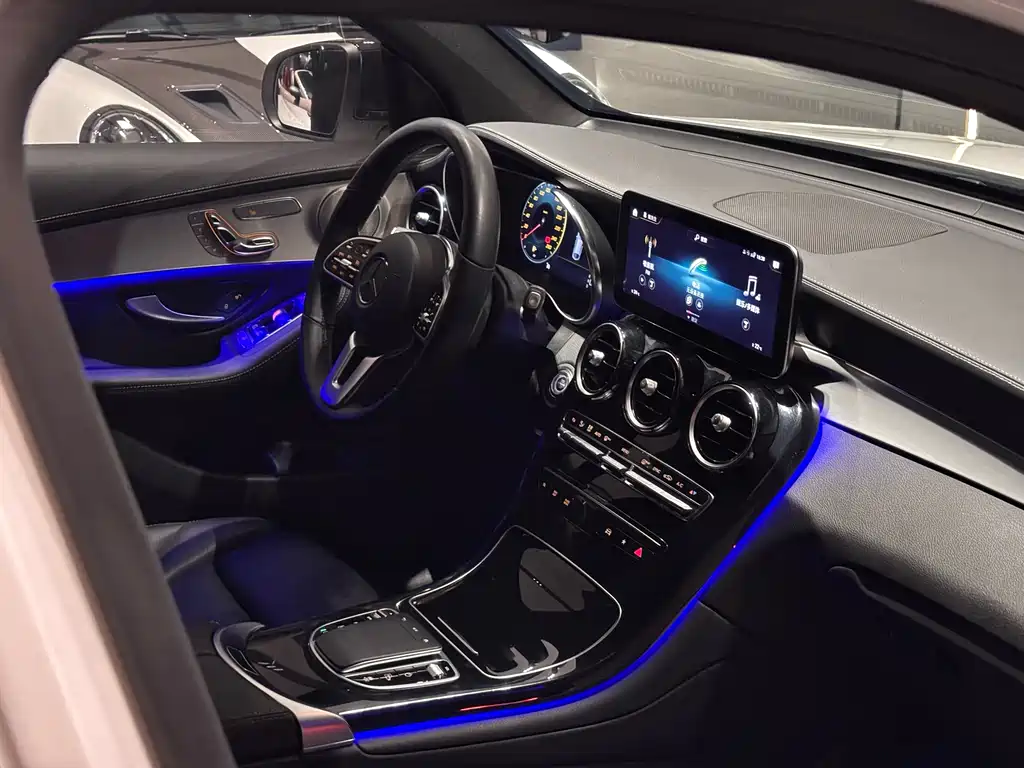 Mercedes-Benz GLC Coupe 2021 — фото 11