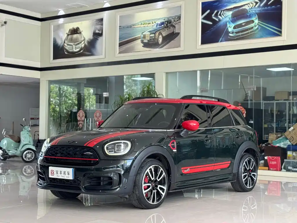 MINI JCW Countryman 2021