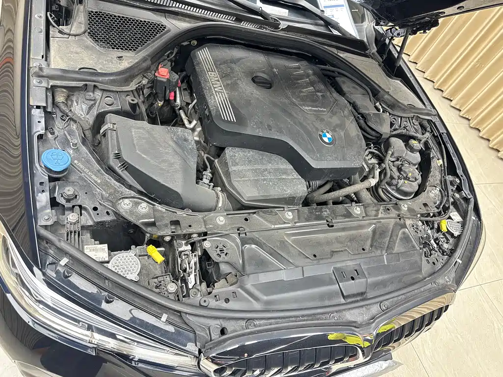BMW 3 Series 2020 — фото 10